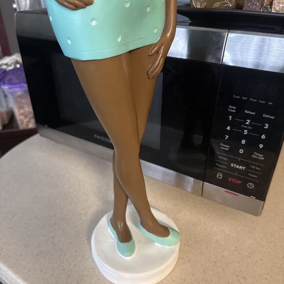 RETRO MIAMI BEACH BATHING BEAUTY AFRICAN AMERICAN FIGURINES 23" TALL - Picture 6 of 14